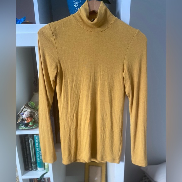 Wilfred Ultra Soft Mock-Neck Mustard Long Sleeve Shirt - Picture 3 of 4